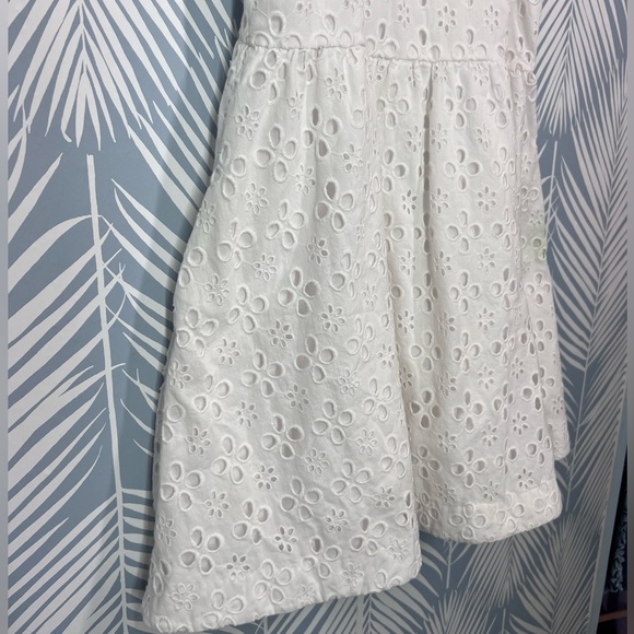 Lilly Pulitzer White Eyelet Kids Casual Dress - Picture 4 of 6